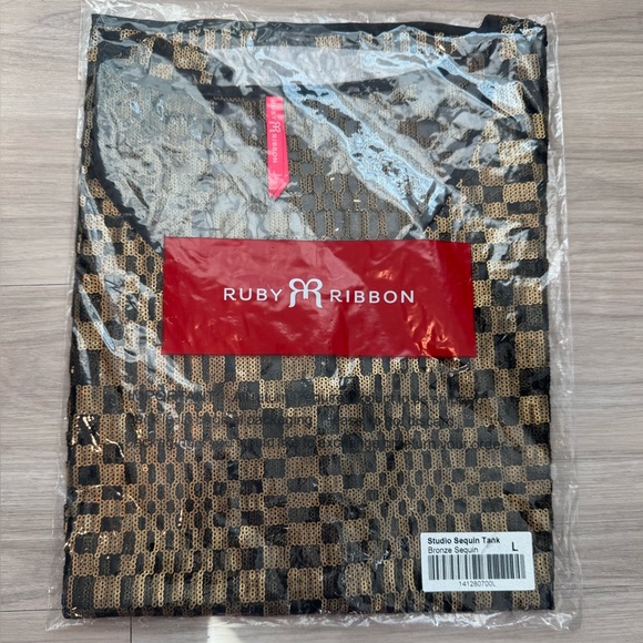 Ruby Ribbon Studio Sequin Tank - Picture 5 of 5